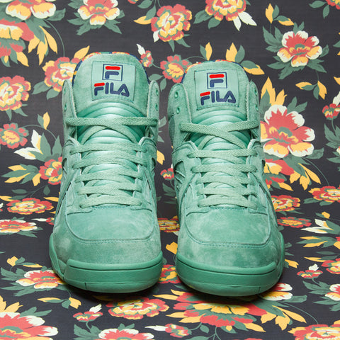 Lemar & Dauley delves into FILA’s rich basketball archives and selec... click for more information